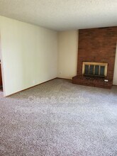 3131 Kentwood Dr in Eugene, OR - Building Photo - Building Photo