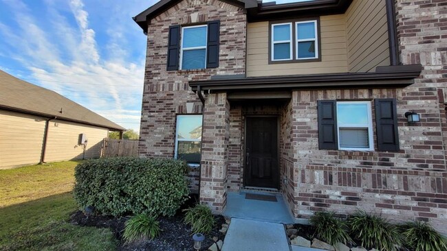 5704 Bluebonnet Ln in Rosenberg, TX - Building Photo - Building Photo