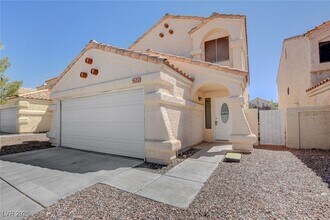 2824 Autumn Haze Ln in Las Vegas, NV - Building Photo - Building Photo