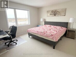 100 Escarpment Cres in Ottawa, ON - Building Photo - Building Photo