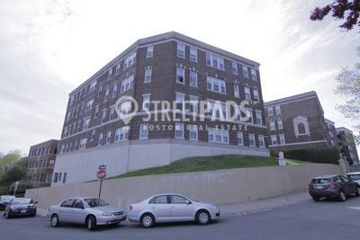 70 Chiswick Rd in Boston, MA - Foto de edificio