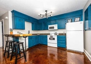 106 Park Haven Dr. in Cave City, KY - Building Photo