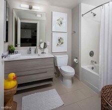 56 Beach St in Boston, MA - Foto de edificio - Building Photo