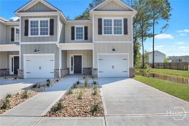property at 105 Sherwood Ct
