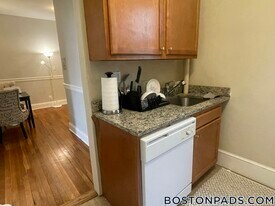 1197 Commonwealth Ave in Boston, MA - Building Photo