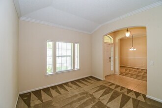 7068 Rapid River Dr W in Jacksonville, FL - Building Photo - Building Photo