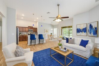 12117 Streambed Dr in Riverview, FL - Building Photo - Building Photo