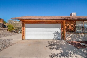 2708 Sierra Vista Dr in Grand Junction, CO - Building Photo - Building Photo
