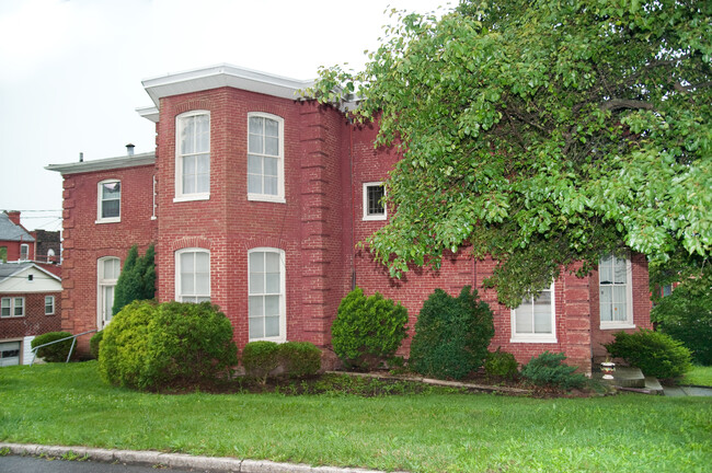 229 E Union St in Cumberland, MD - Building Photo - Building Photo