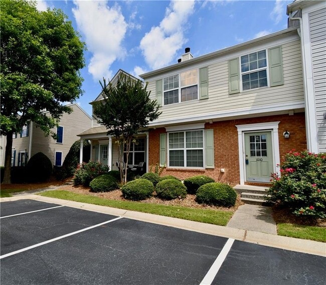 property at 1010 Prestwyck Ct