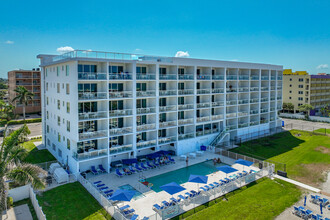 Ocean Club in Treasure Island, FL - Building Photo - Building Photo