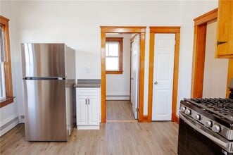 143 Main Rd in Tiverton, RI - Building Photo - Building Photo