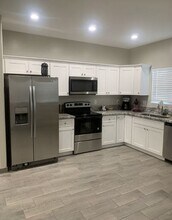 803 N Van Alstine St in Tucson, AZ - Building Photo - Building Photo