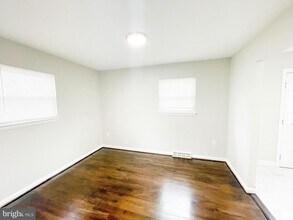 610 Suffolk Ave in Capitol Heights, MD - Building Photo - Building Photo