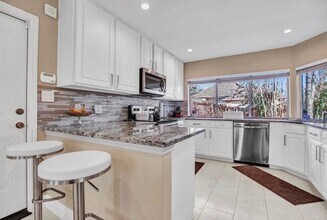 5915 Smoke Glass Trail in Dallas, TX - Building Photo - Building Photo