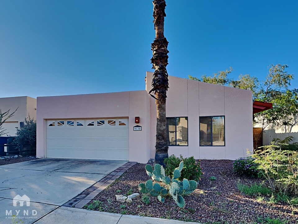9130 E Calle María in Tucson, AZ - Building Photo