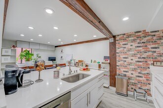 107 S Front St in Memphis, TN - Building Photo - Building Photo