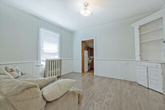 1053 Richmond St in London, ON - Building Photo - Building Photo
