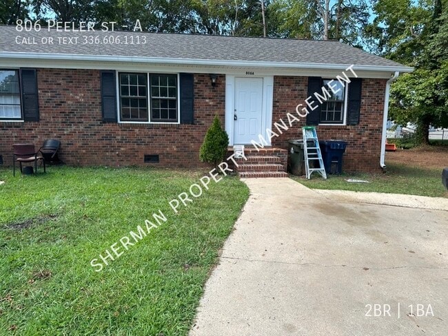 806 Peeler St