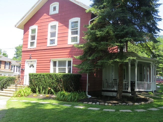 27-31 Central Ave in Fredonia, NY - Building Photo - Building Photo