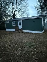 1118 US-221A Hwy in Forest City, NC - Building Photo