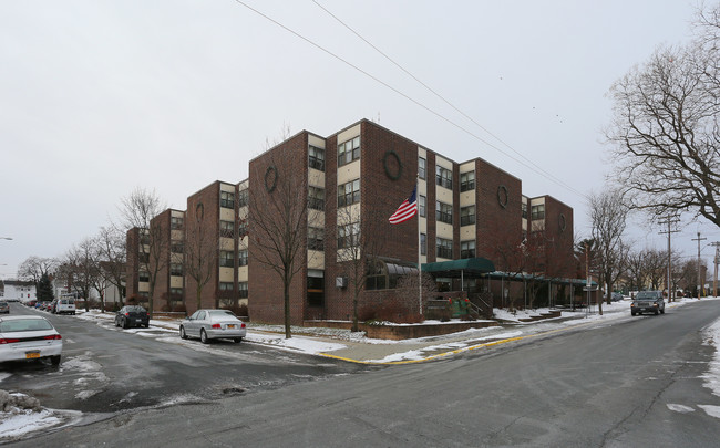 Eugene Hanratta Senior Housing