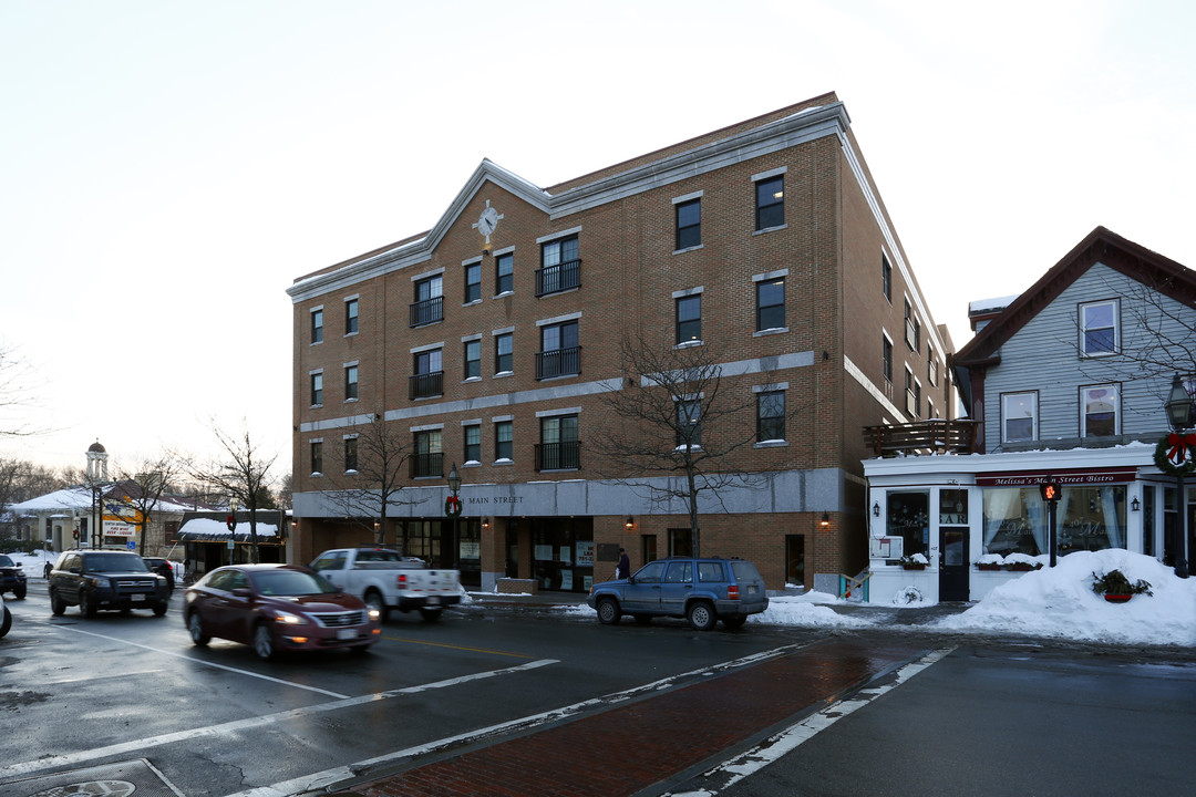 411 Main St in Stoneham, MA - Foto de edificio