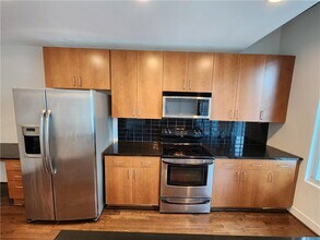 44 Peachtree Pl NE in Atlanta, GA - Building Photo - Building Photo