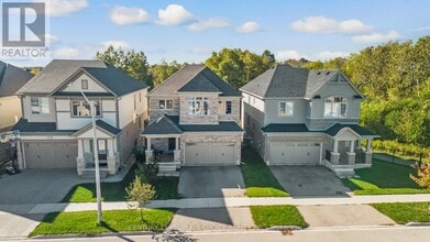 131 Steeplechase Wy in Waterloo, ON - Building Photo - Building Photo