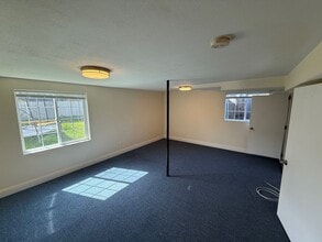 327 S 35th St in Richmond, CA - Building Photo - Building Photo