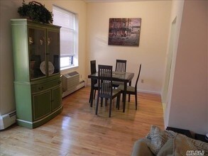 38 Knightsbridge Rd-Unit -1C in Great Neck, NY - Building Photo - Building Photo