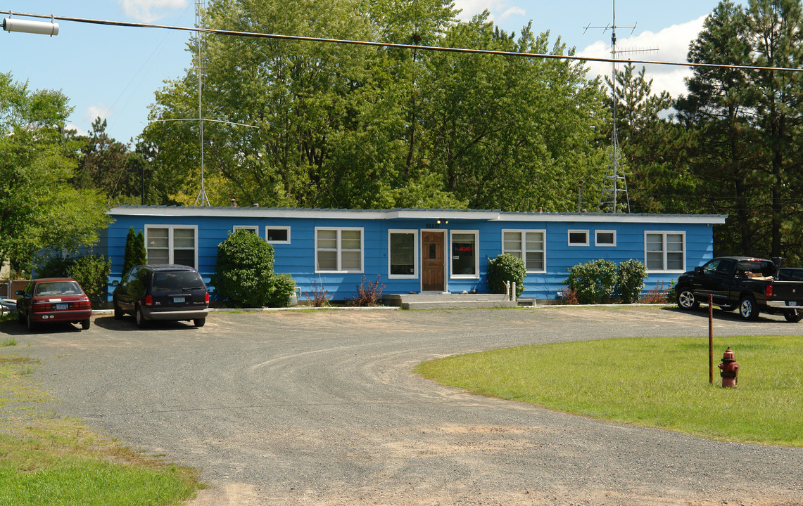 26237 Forest Blvd in Wyoming, MN - Building Photo