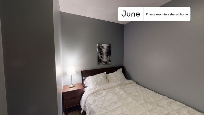 Room in Shared 3 bed/1 bath home in Boston, MA - Foto de edificio - Building Photo