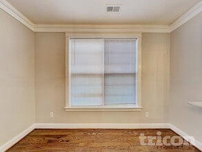 150 E Morehouse Ave in Mooresville, NC - Foto de edificio - Building Photo