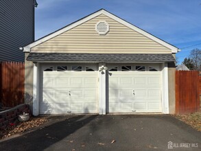 921 Walnut St in Piscataway, NJ - Building Photo - Building Photo