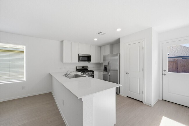 12048 Noble Wood Village Dr in Magnolia, TX - Foto de edificio - Building Photo