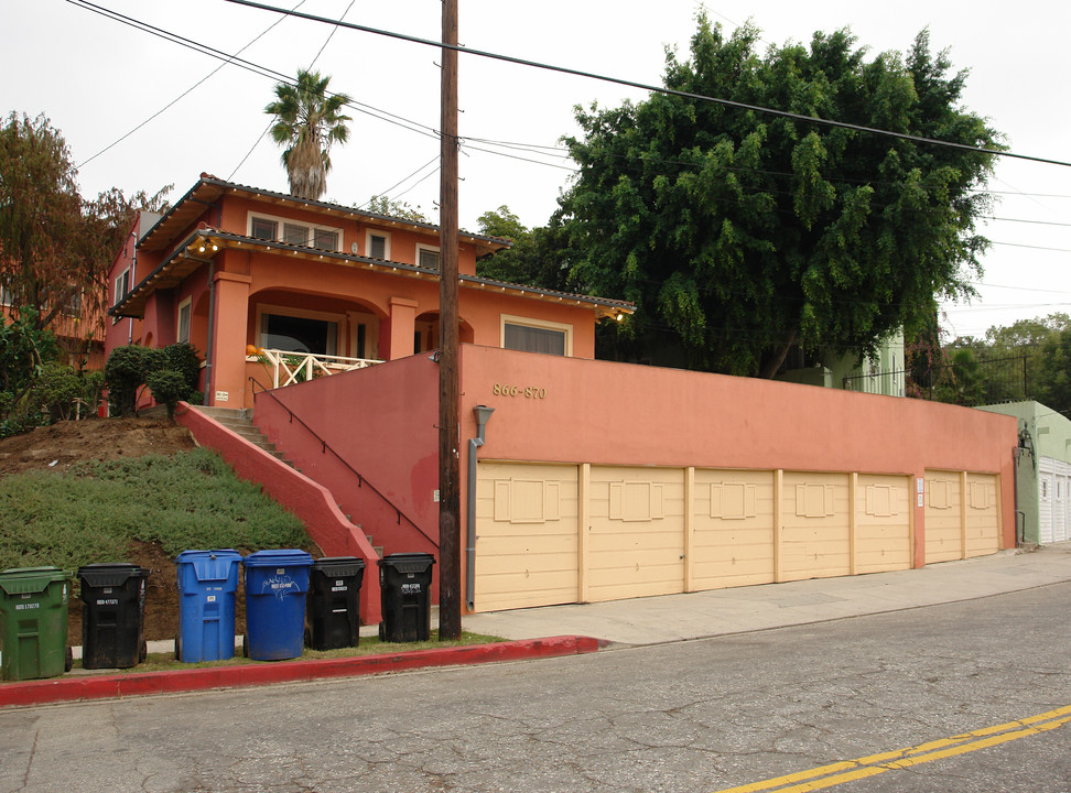 866-870 N Occidental Blvd in Los Angeles, CA - Building Photo