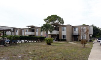 Treasure Coast Condos in Biloxi, MS - Building Photo