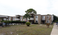 Treasure Coast Condos in Biloxi, MS - Foto de edificio - Building Photo