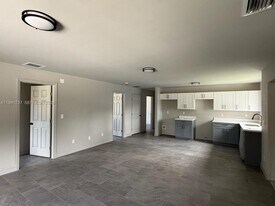 2810 NW 9th Ct in Fort Lauderdale, FL - Building Photo