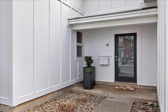 18 Granite St in Saratoga Springs, NY - Building Photo - Building Photo