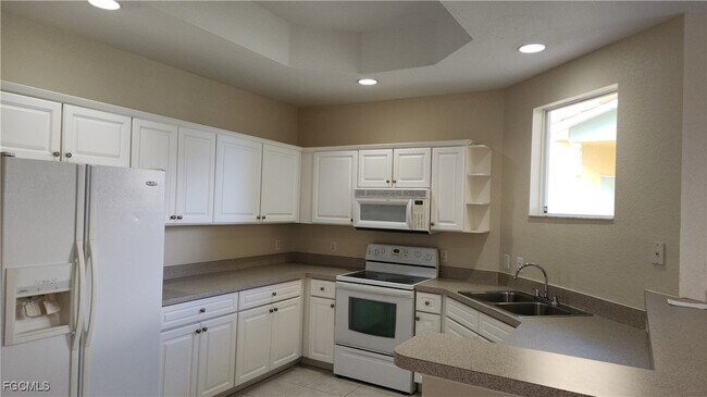 property at 16141 Via Solera Cir