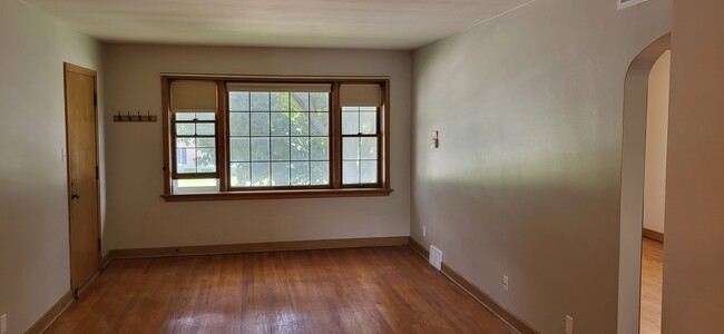 7902 W Center St, Unit #4