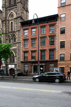 336-338 W 14th St in New York, NY - Foto de edificio - Building Photo