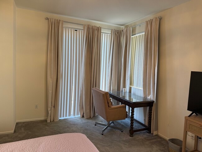 1232 Mission Pl in Duarte, CA - Building Photo - Building Photo