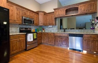 7426 Walmer St in Overland Park, KS - Building Photo - Building Photo