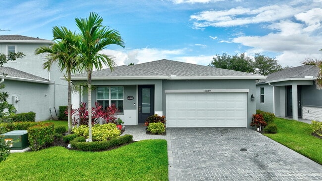 11389 SW Lyra Dr. in Port St. Lucie, FL - Building Photo - Building Photo