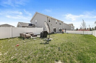 8276 Sonata Pl in Brownsburg, IN - Foto de edificio - Building Photo