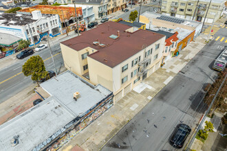 5625 Mission St in San Francisco, CA - Building Photo - Building Photo