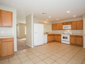 914 Eagles Glide Dr in Houston, TX - Building Photo - Building Photo